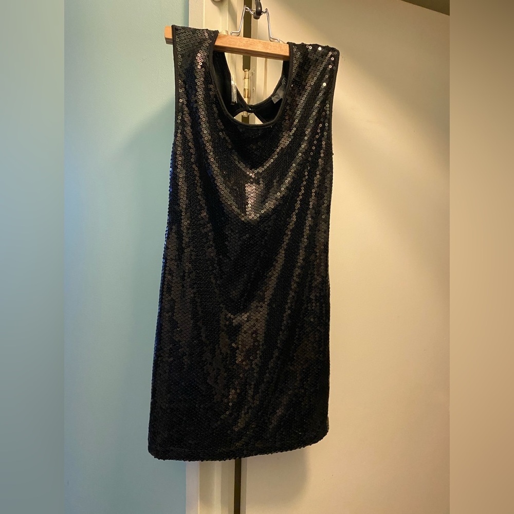 Black Sequined Party Dress